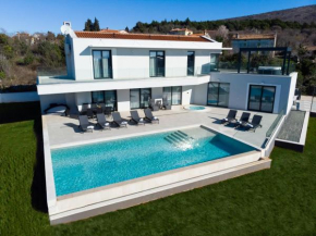 Beautiful Villa Athena